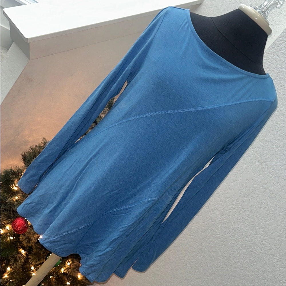 Soft Surroundings Ocean Blue Long Sleeve Tee